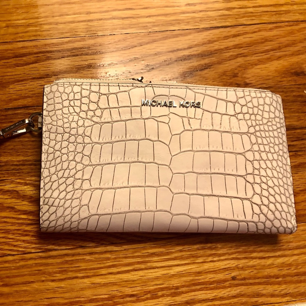 Michael Kors (Phone Wallet)